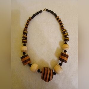 Elegant Wooden Bead Necklace